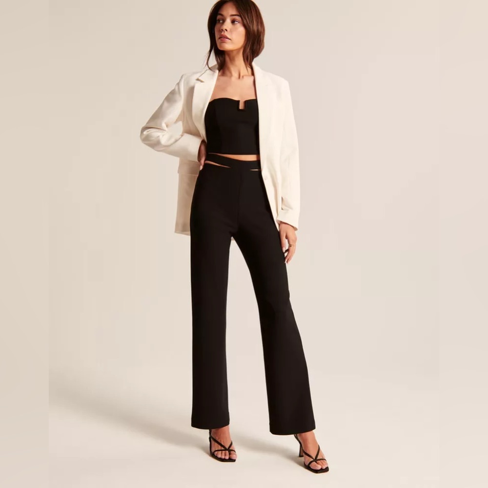Abercrombie Strappy Waist Cutout Flare Pants Size: L